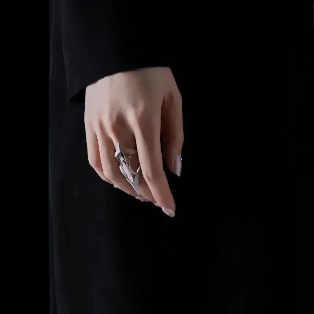 Nyx Ring